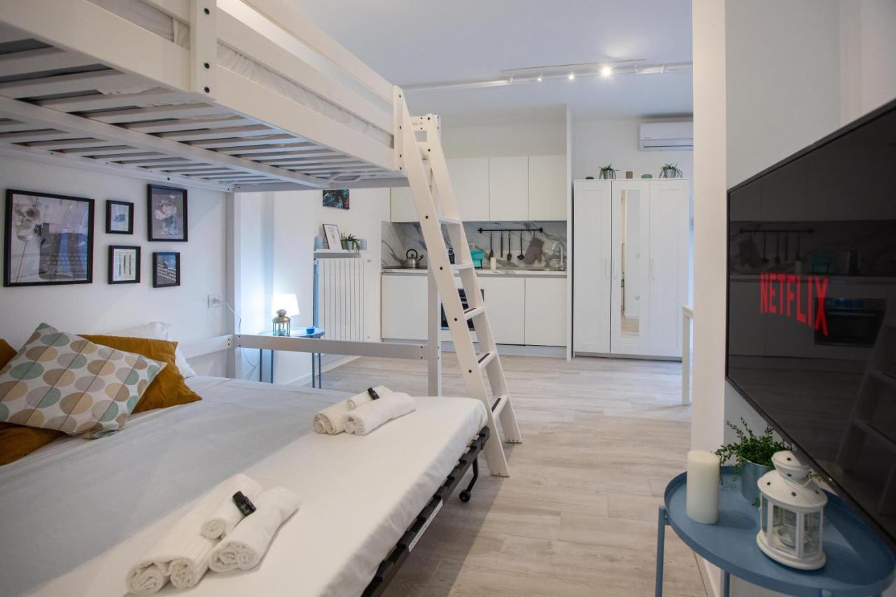 Apartment Padova 177 Milan Bagian luar foto