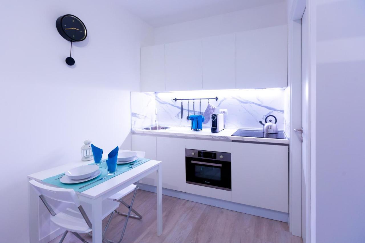 Apartment Padova 177 Milan Bagian luar foto