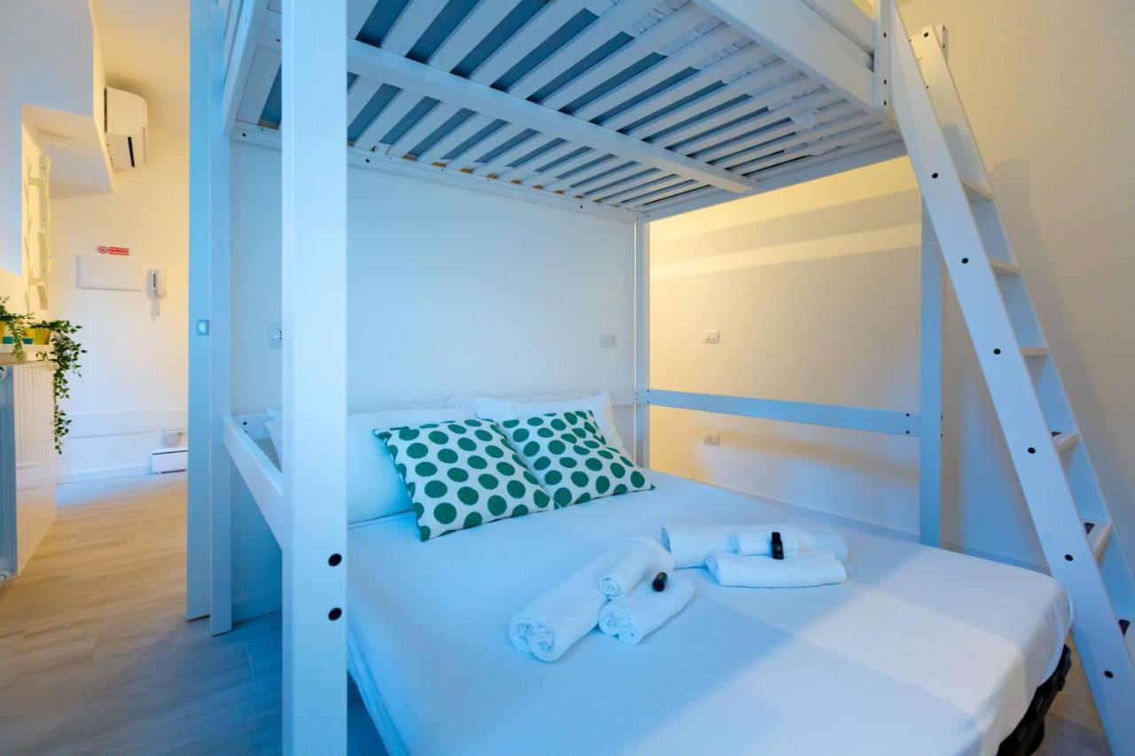 Apartment Padova 177 Milan Bagian luar foto