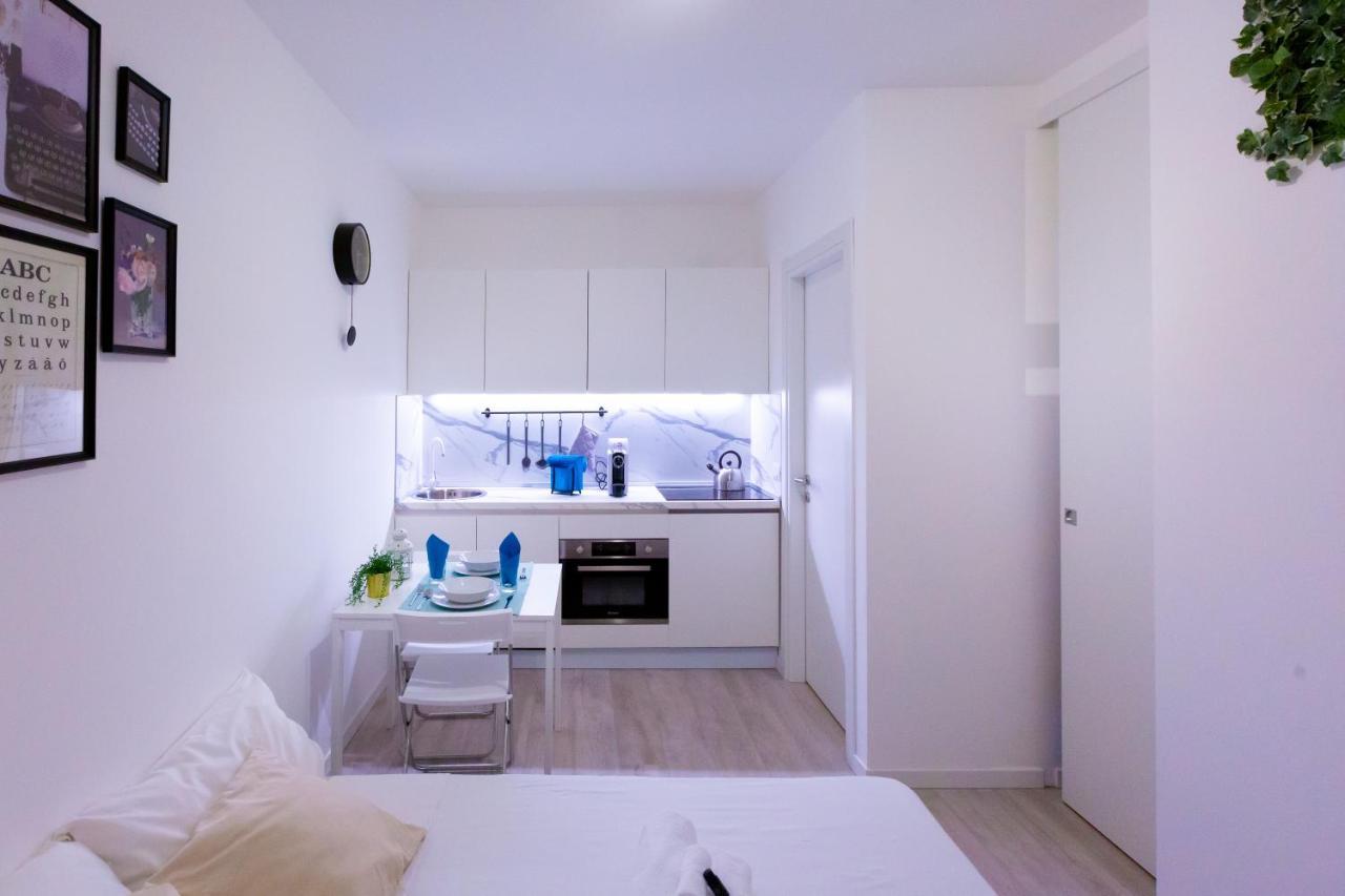 Apartment Padova 177 Milan Bagian luar foto