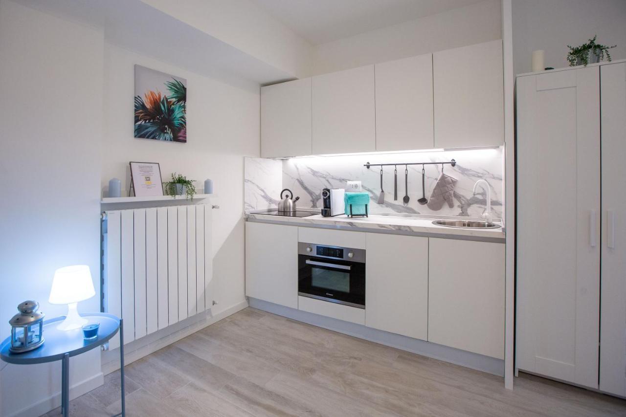 Apartment Padova 177 Milan Bagian luar foto