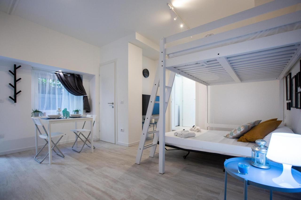 Apartment Padova 177 Milan Bagian luar foto