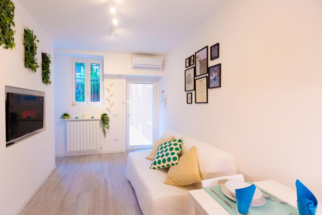 Apartment Padova 177 Milan Bagian luar foto