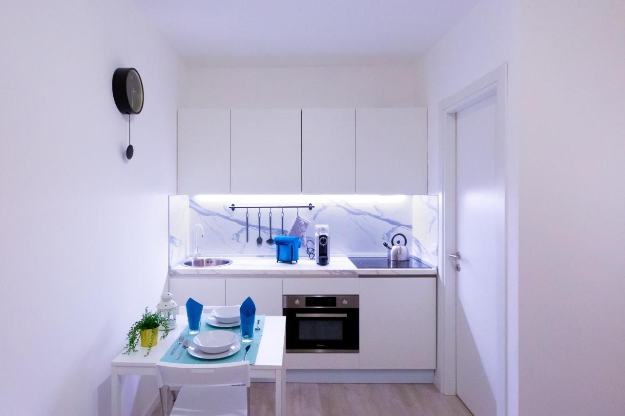Apartment Padova 177 Milan Bagian luar foto
